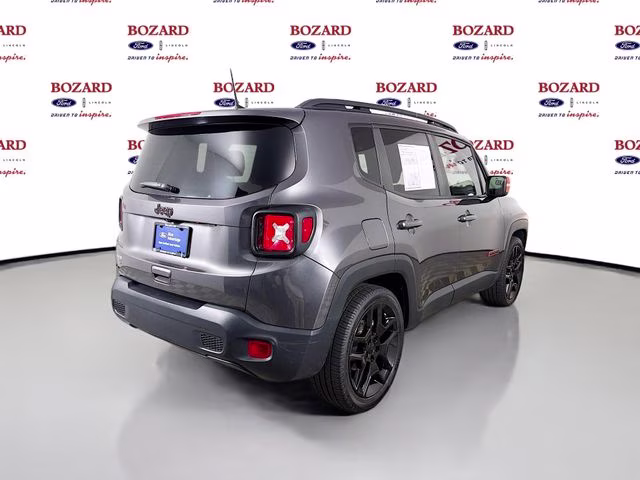 2020 Granite Crystal Metallic Clearcoat Jeep Renegade Latitude FWD SUV