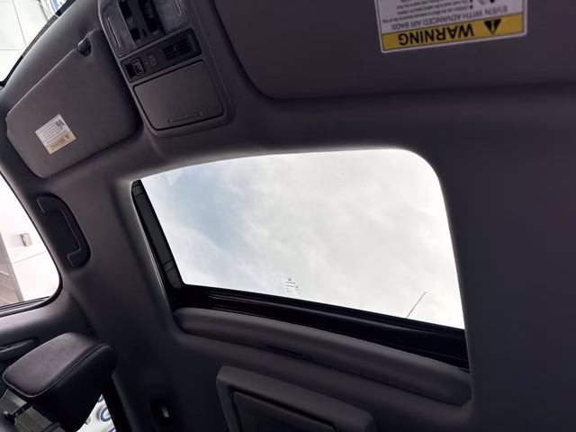 2022 Black Honda Odyssey Touring FWD Van