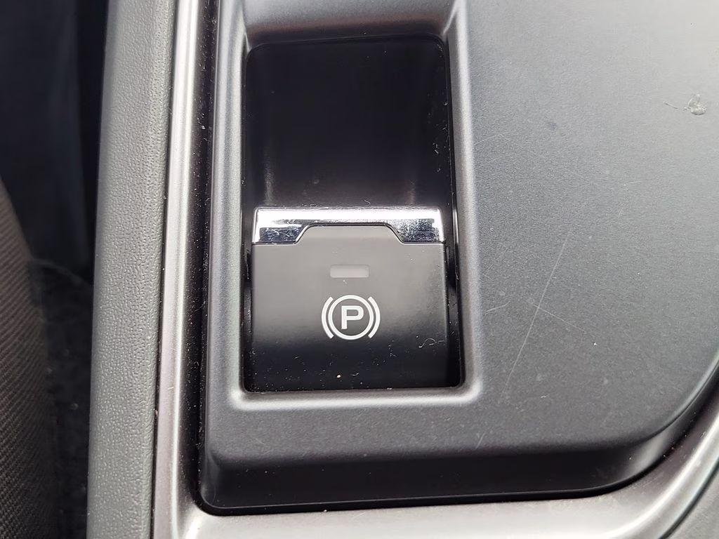 2024 Crystal Black Silica Subaru Crosstrek Premium AWD SUV