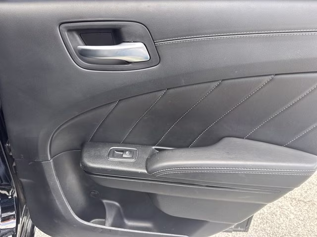 2023 Pitch Black Clearcoat Dodge Charger SXT RWD Sedan