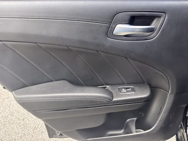 2023 Pitch Black Clearcoat Dodge Charger SXT RWD Sedan