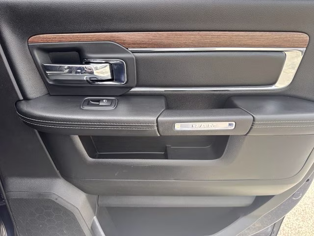 2018 True Blue Pearlcoat Ram 2500 Laramie 4X4 Truck