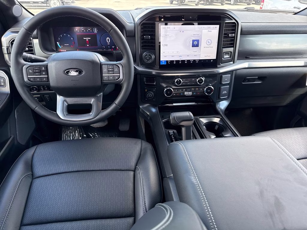 2026 Avalanche Ford F-150 Lariat 4X4 Truck
