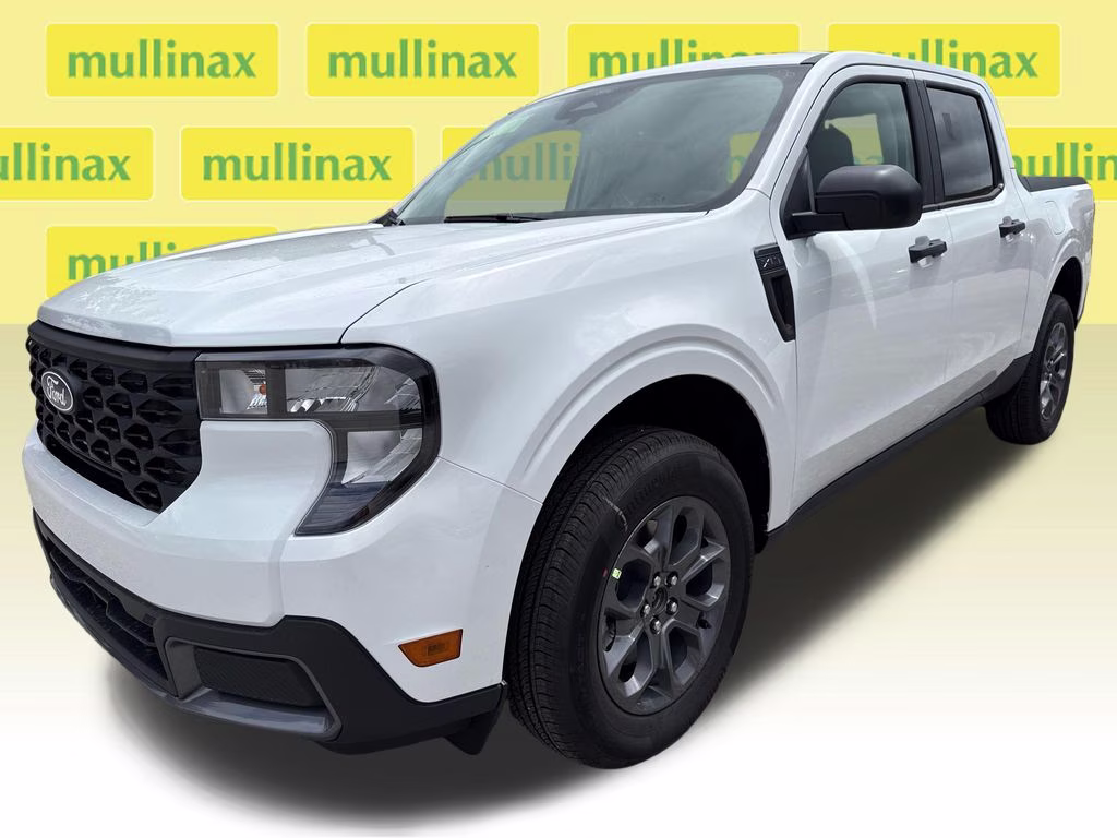 2026 Oxford White Ford Maverick XLT FWD Truck