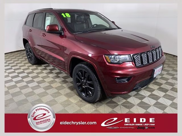 2018 Velvet Red Pearlcoat Jeep Grand Cherokee Altitude 4X4 SUV