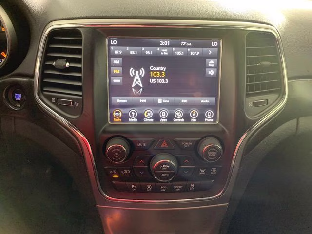 2018 Velvet Red Pearlcoat Jeep Grand Cherokee Altitude 4X4 SUV