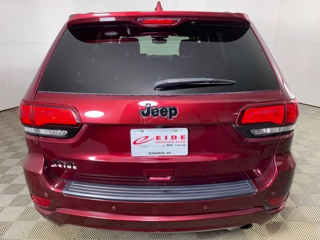 2018 Velvet Red Pearlcoat Jeep Grand Cherokee Altitude 4X4 SUV