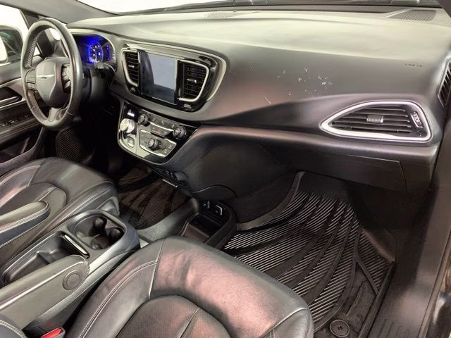 2020 Brilliant Black Crystal Pearlcoat Chrysler Pacifica Launch Edition AWD Van