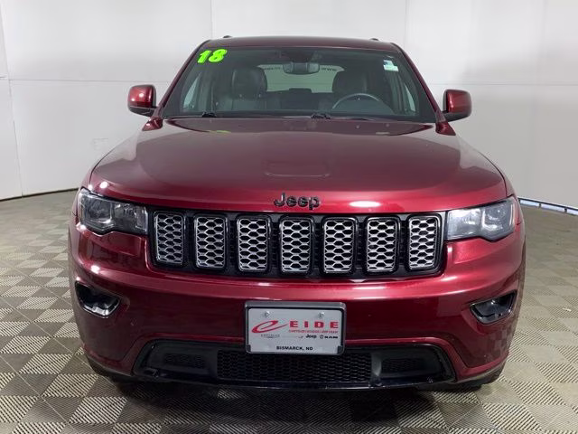 2018 Velvet Red Pearlcoat Jeep Grand Cherokee Altitude 4X4 SUV