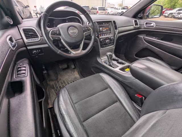 2018 Velvet Red Pearlcoat Jeep Grand Cherokee Altitude 4X4 SUV