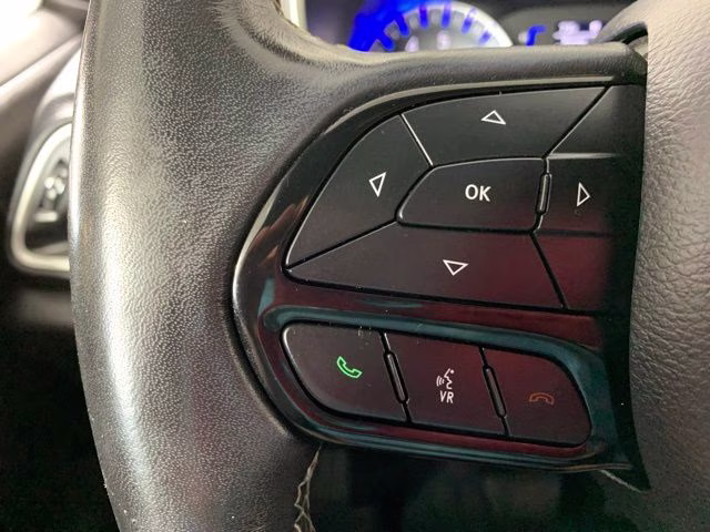2020 Brilliant Black Crystal Pearlcoat Chrysler Pacifica Launch Edition AWD Van