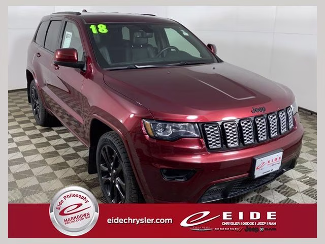 2018 Velvet Red Pearlcoat Jeep Grand Cherokee Altitude 4X4 SUV