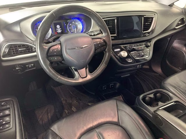 2020 Brilliant Black Crystal Pearlcoat Chrysler Pacifica Launch Edition AWD Van