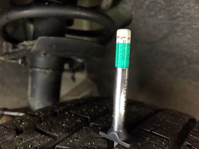 2020 Brilliant Black Crystal Pearlcoat Chrysler Pacifica Launch Edition AWD Van