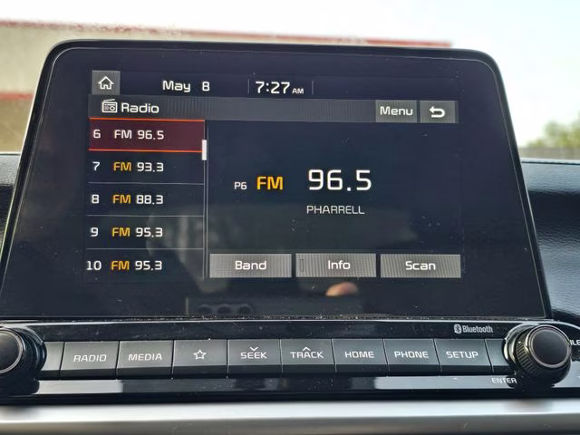 2019 Silky Silver Kia Forte LXS FWD Sedan