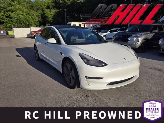 2022 Tesla Model 3 Long Range Dual Motor All-Wheel Drive's photo