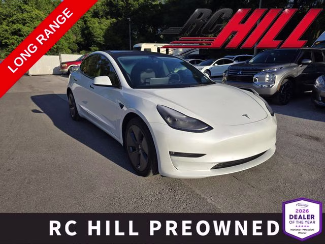 2022 Tesla Model 3 Long Range Dual Motor All-Wheel Drive's photo