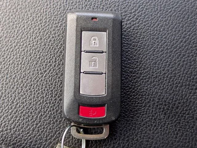 2024 Mitsubishi Outlander Sport SE - Photo 32