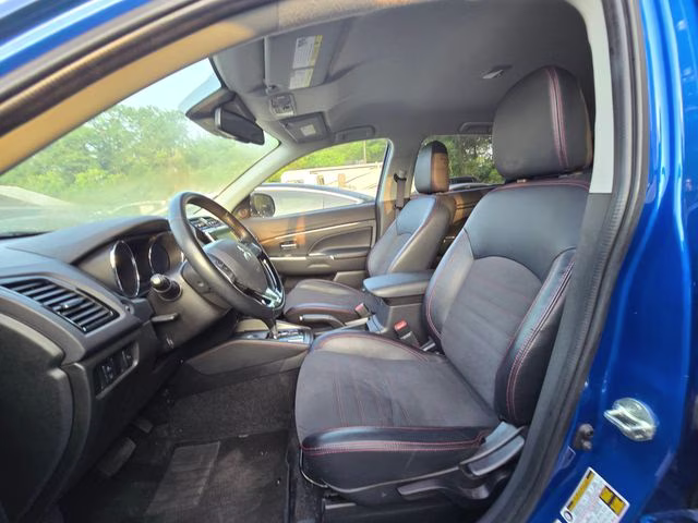 2024 Octane Blue Metallic Mitsubishi Outlander Sport 2.0 SE 4X4 SUV