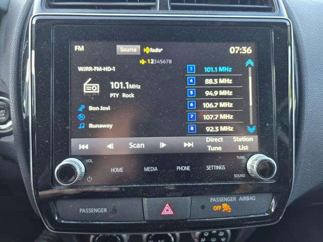 2022 Labrador Black Pearl Mitsubishi Outlander Sport 2.0 SE 4X4 SUV