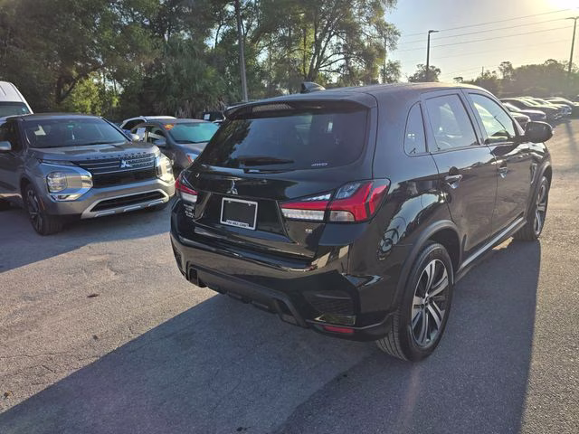 2022 Labrador Black Pearl Mitsubishi Outlander Sport 2.0 SE 4X4 SUV