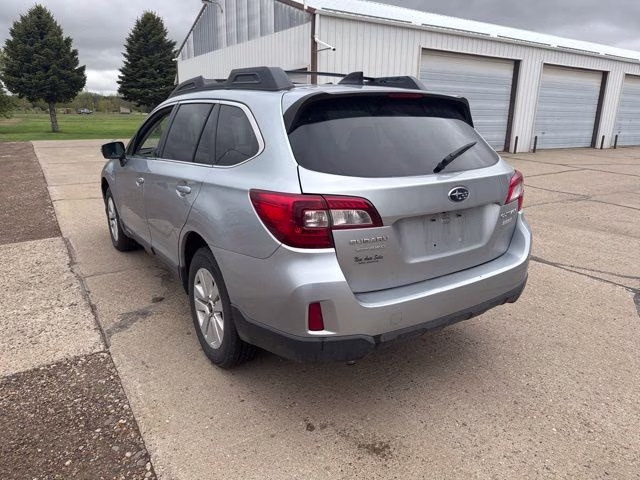2016 Ice Silver Metallic Subaru Outback 2.5i Premium AWD SUV