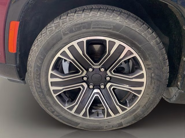 2022 Velvet Red Pearlcoat Jeep Wagoneer Series III 4X4 SUV