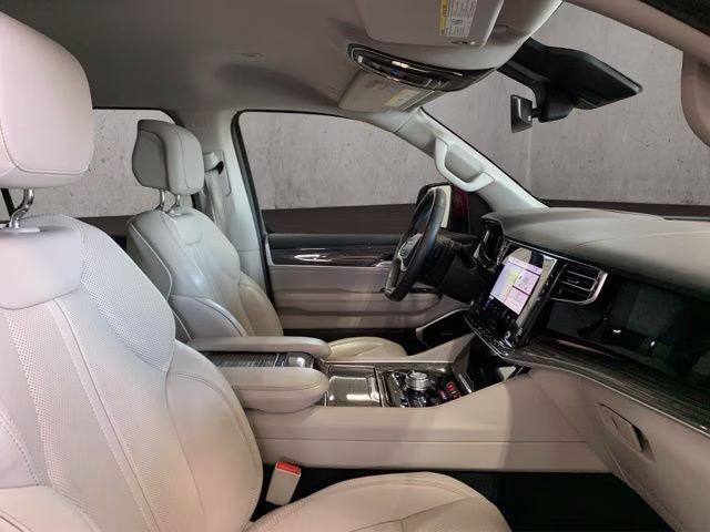 2022 Velvet Red Pearlcoat Jeep Wagoneer Series III 4X4 SUV