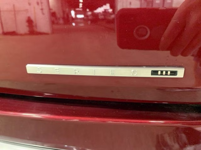 2022 Velvet Red Pearlcoat Jeep Wagoneer Series III 4X4 SUV