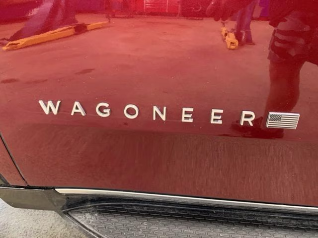 2022 Velvet Red Pearlcoat Jeep Wagoneer Series III 4X4 SUV