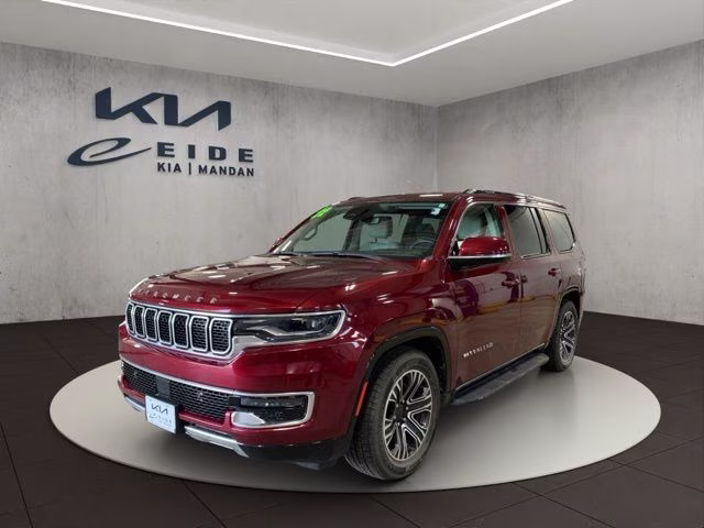 2022 Velvet Red Pearlcoat Jeep Wagoneer Series III 4X4 SUV