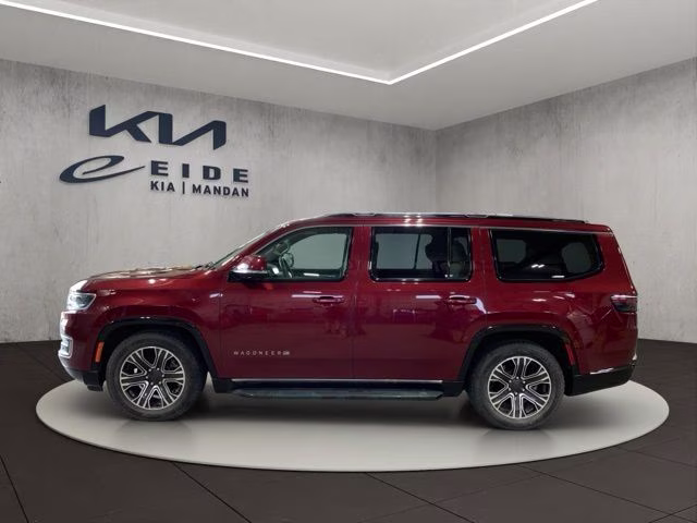 2022 Velvet Red Pearlcoat Jeep Wagoneer Series III 4X4 SUV