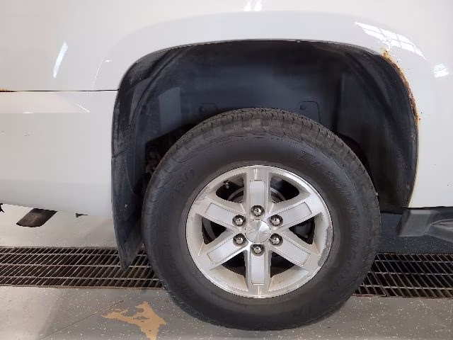2014 Summit White GMC Yukon XL SLT 1500 4X4 SUV