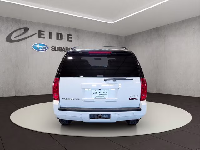 2014 Summit White GMC Yukon XL SLT 1500 4X4 SUV