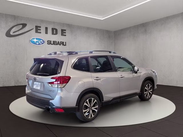 2023 Ice Silver Metallic Subaru Forester Limited AWD SUV