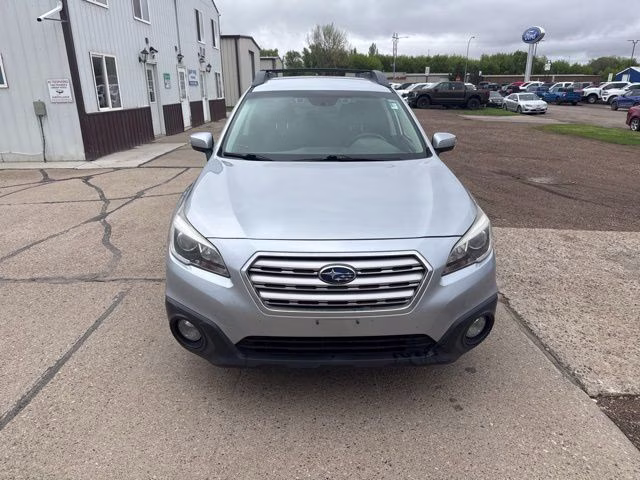 2016 Ice Silver Metallic Subaru Outback 2.5i Premium AWD SUV
