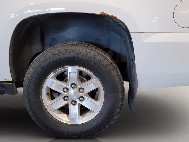 2014 Summit White GMC Yukon XL SLT 1500 4X4 SUV