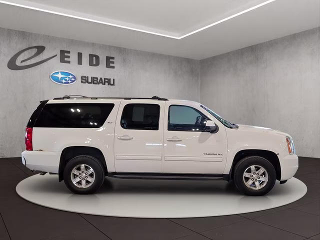 2014 Summit White GMC Yukon XL SLT 1500 4X4 SUV