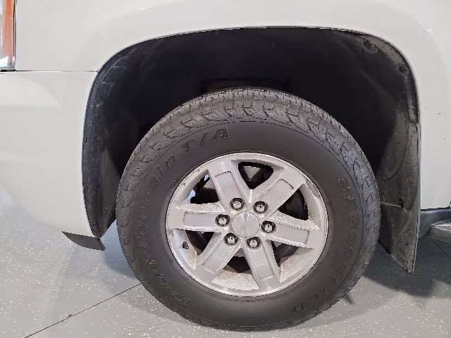 2014 Summit White GMC Yukon XL SLT 1500 4X4 SUV