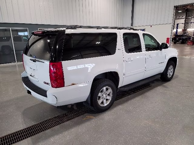 2014 Summit White GMC Yukon XL SLT 1500 4X4 SUV