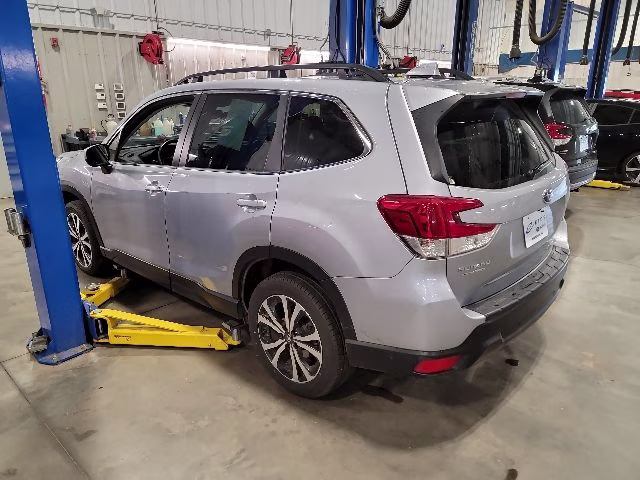 2023 Ice Silver Metallic Subaru Forester Limited AWD SUV