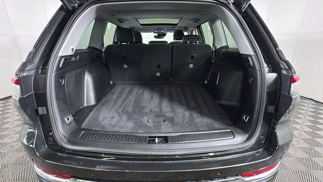 2023 Rocky Mountain Pearlcoat Jeep Grand Cherokee 4xe 4X4 SUV