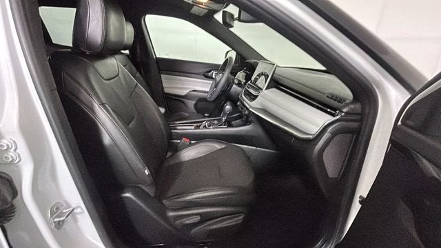 2023 Bright White Clearcoat Jeep Compass Limited 4X4 SUV