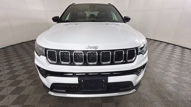 2023 Bright White Clearcoat Jeep Compass Limited 4X4 SUV