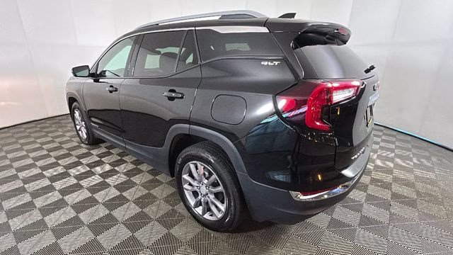 2024 Ebony Twilight Metallic GMC Terrain SLT AWD SUV