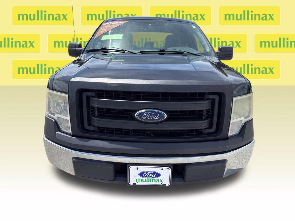 2013 Tuxedo Black Metallic Ford F-150 XL RWD Truck