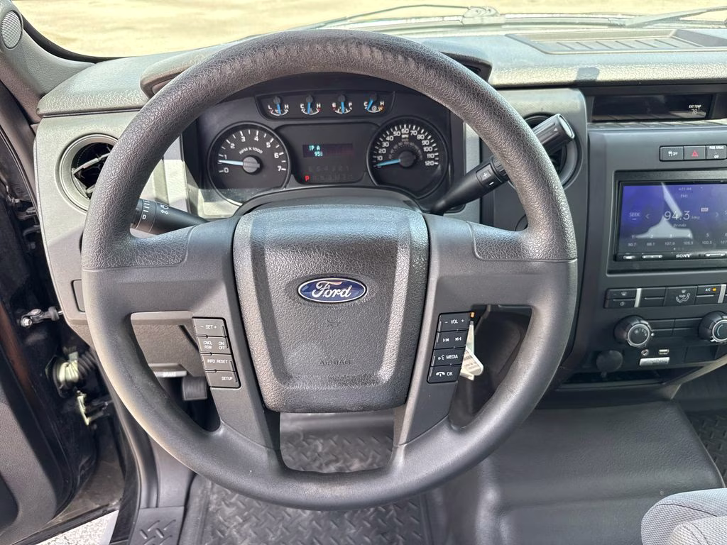 2013 Tuxedo Black Metallic Ford F-150 XL RWD Truck