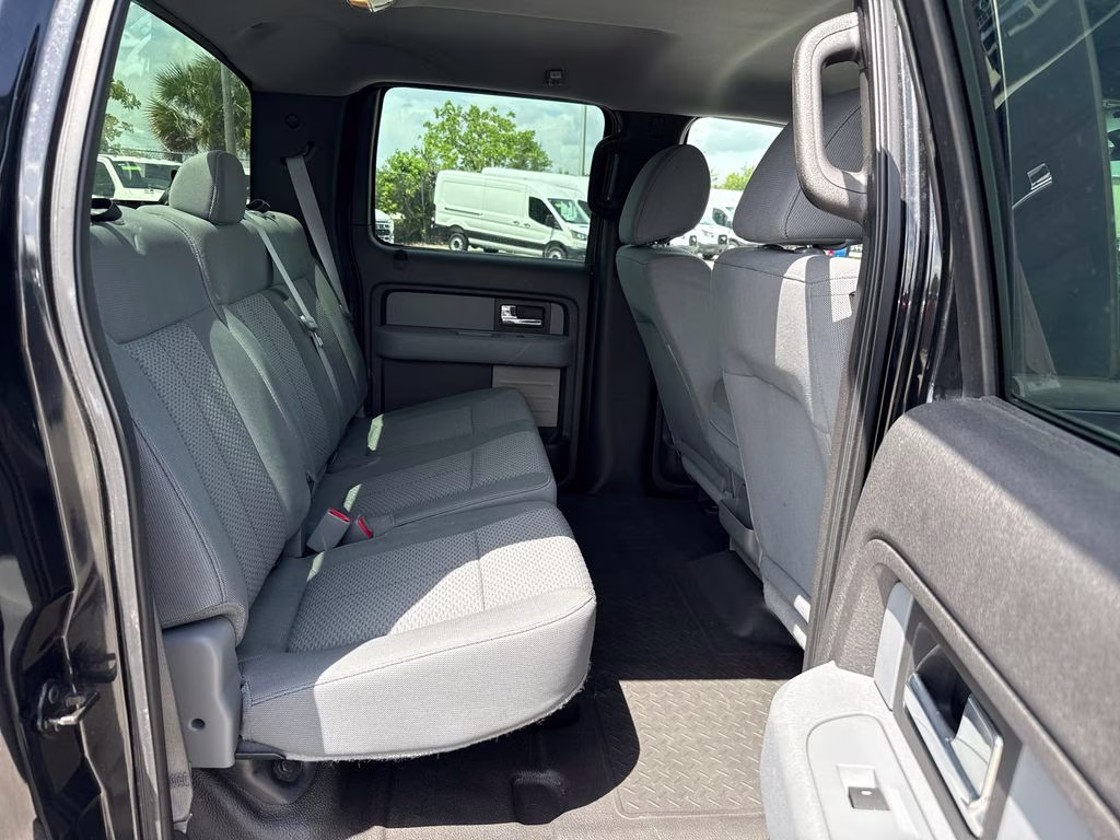 2013 Tuxedo Black Metallic Ford F-150 XL RWD Truck
