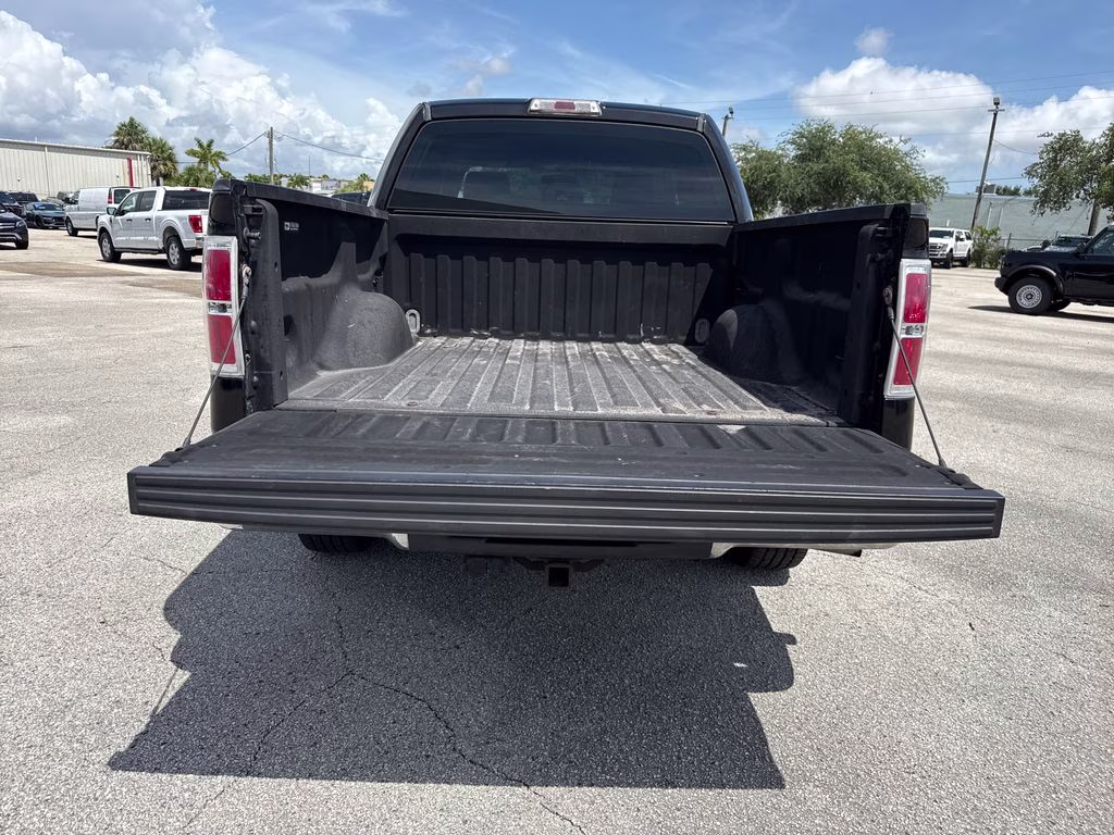 2013 Tuxedo Black Metallic Ford F-150 XL RWD Truck