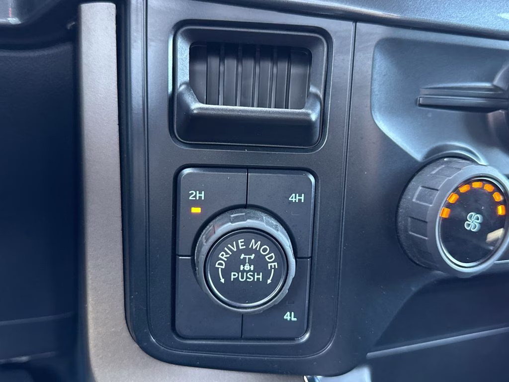 2025 Carbonized Gray Metallic Ford F-150 STX 4X4 Truck